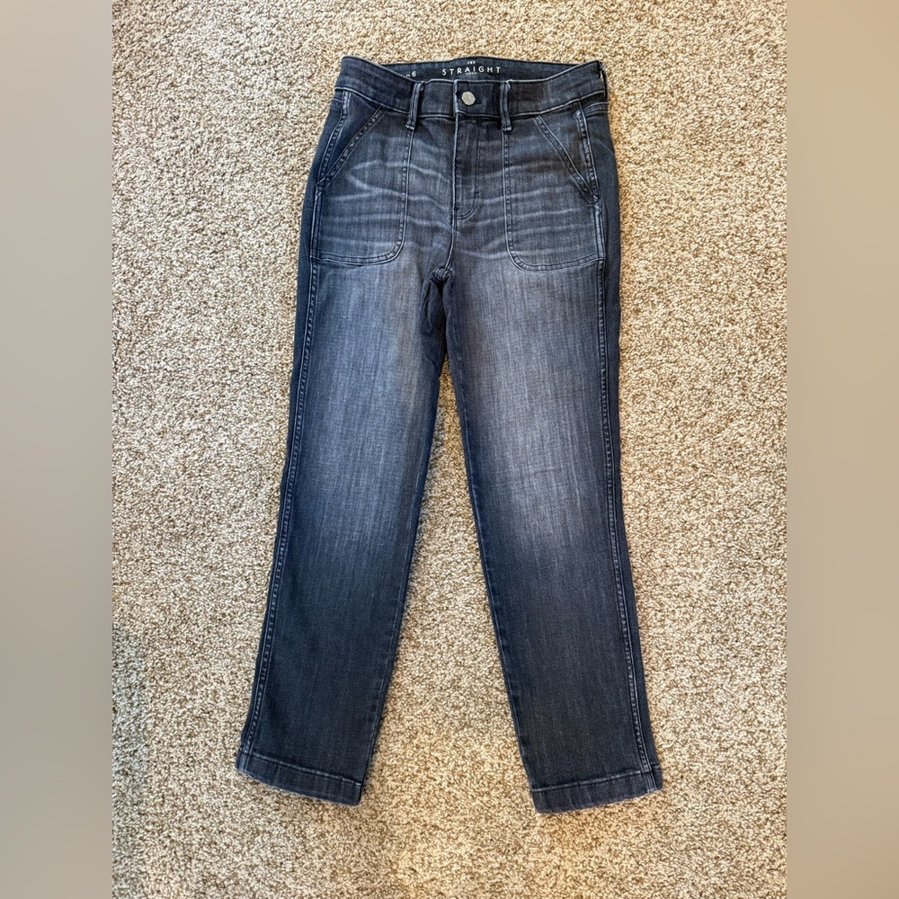 White House Black Market Straight Crop Jeans in Washed Black